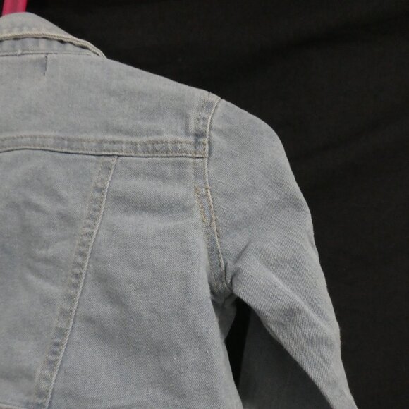 LIMITED TOO | 3T | Light Blue Snap Button Denim Jacket | *2 buttons don't close - Picture 12 of 16